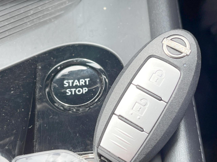2022 Nissan Note 6AA-SNE13 (UW-6a321170963ff)[26]