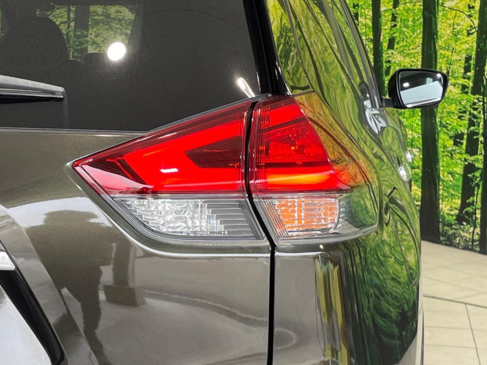 2017 Nissan X-Trail DBA-T32 (UW-6a321173f0612)[25]