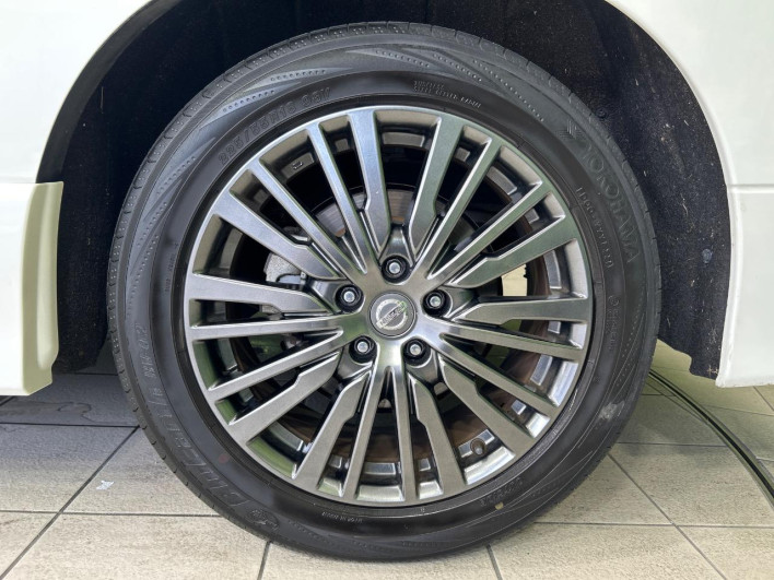 2016 Nissan Elgrand DBA-TE52 (UW-6a3211750b0f4)[17]