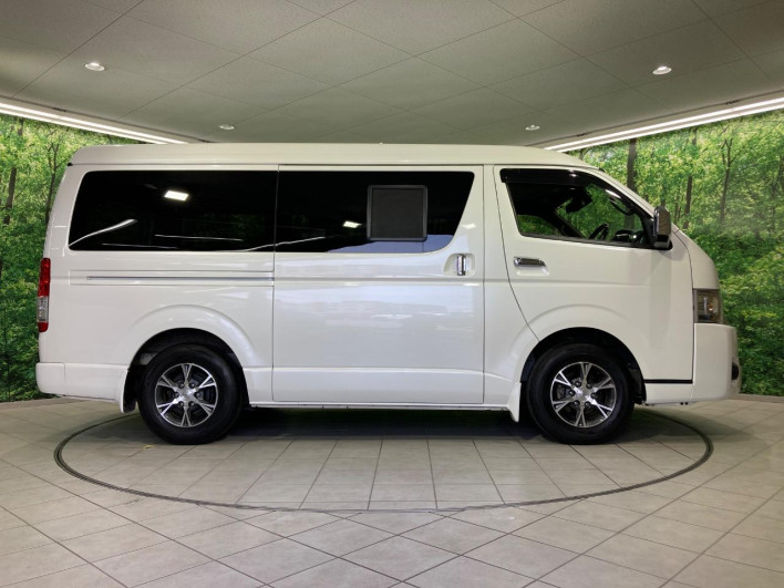2020 Toyota Hiace Van 3BF-TRH211K (UW-6a3211774e09a)[11]