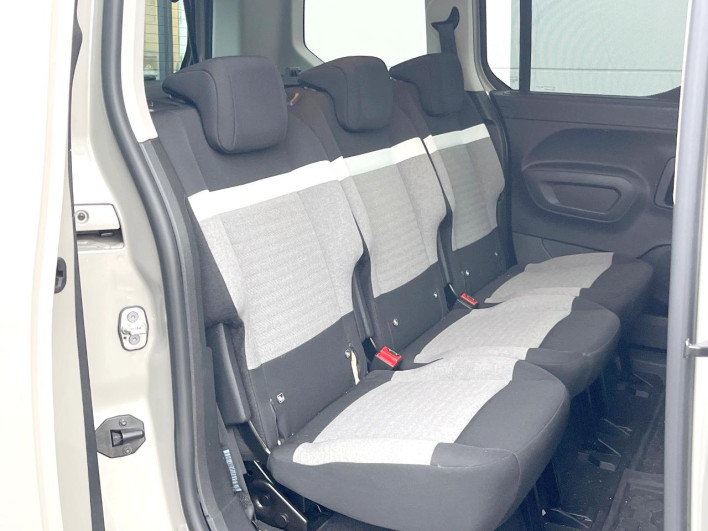 2024 Citroen Berlingo 3DA-K9CYH01 (UW-6a3211879575f)[20]