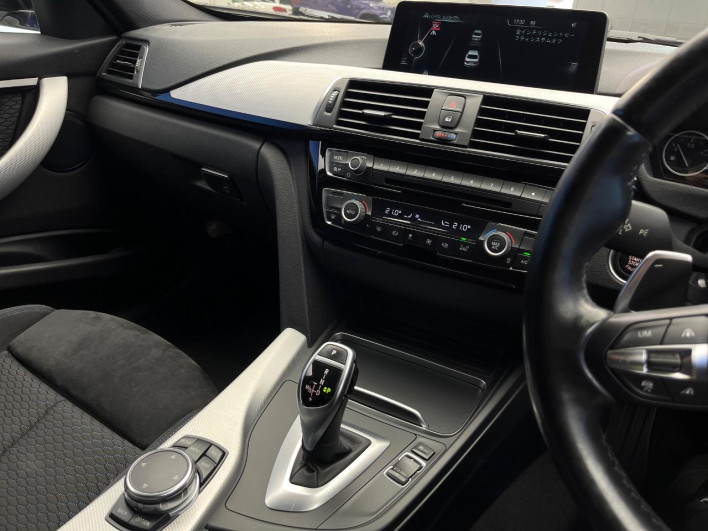 2016 BMW 3 Series DBA-8A20 (UW-6a32118e53a92)[17]