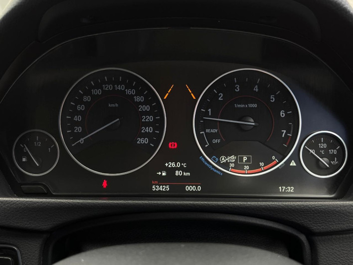 2016 BMW 3 Series DBA-8A20 (UW-6a32118e53a92)[15]