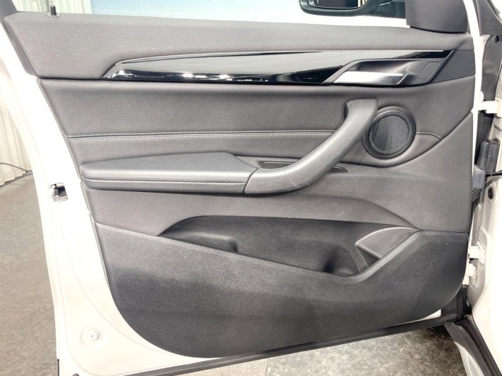 2017 BMW X1 LDA-HT20 (UW-6a32118ec1cc5)[11]