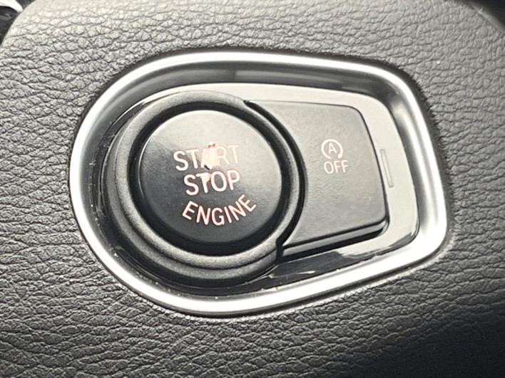 2017 BMW X1 LDA-HT20 (UW-6a32118ec1cc5)[27]
