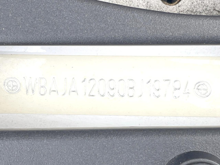 2019 BMW 5 Series DBA-JA20 (UW-6a32118f2c5e7)[1]