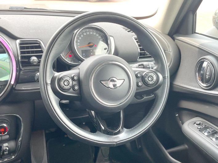 2018 Rover Mini DBA-LN20 (UW-6a32119720309)[22]