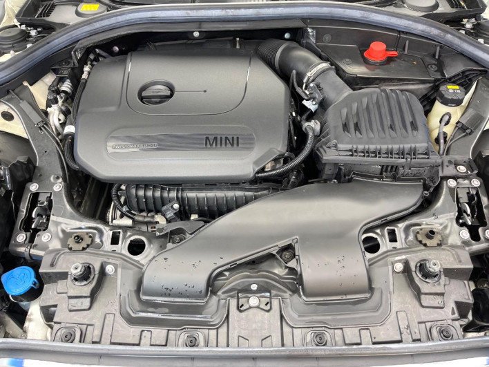 2019 Rover Mini 3BA-LV15M (UW-6a3211977aee2)[25]