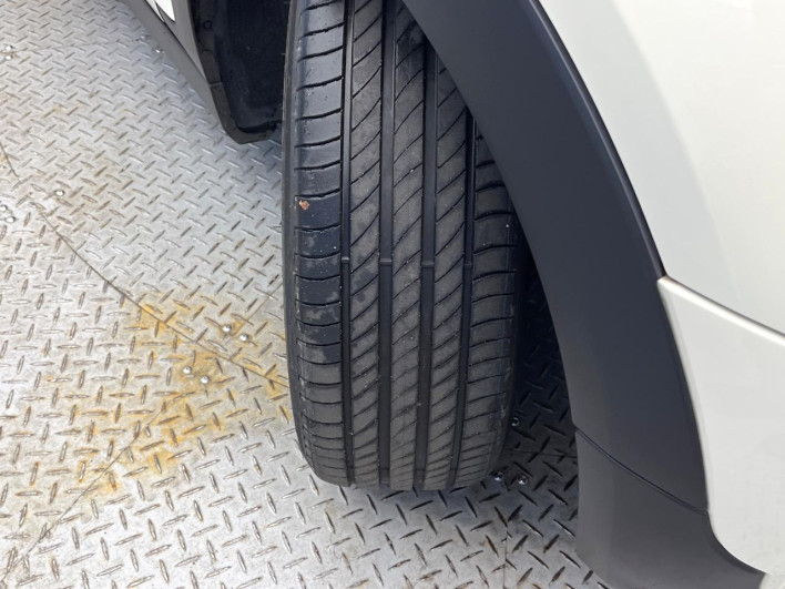 2019 Rover Mini 3BA-LV15M (UW-6a3211977aee2)[8]