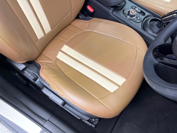 2019 Rover Mini 3BA-LV15M (UW-6a3211977aee2)[27]