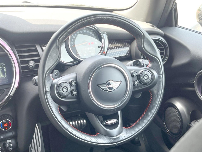 2017 Rover Mini DBA-XM20 (UW-6a321198c8705)[21]