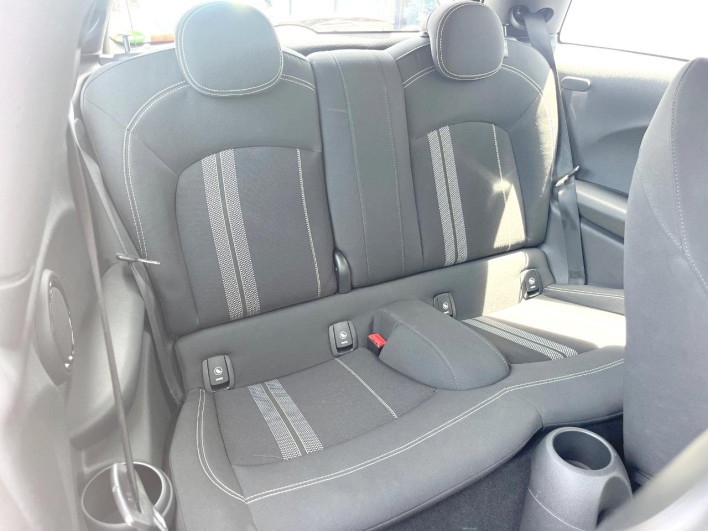 2017 Rover Mini DBA-XM20 (UW-6a321198c8705)[18]