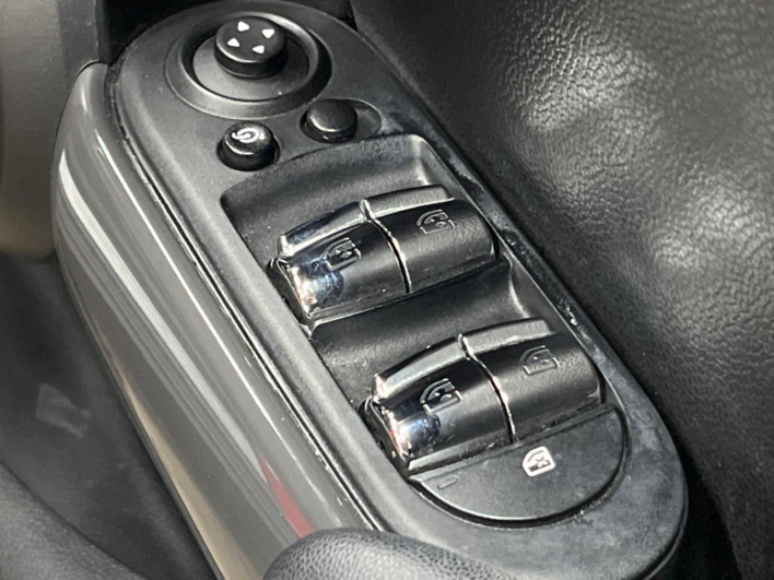 2019 Rover Mini DBA-XU15M (UW-6a32119a4594c)[27]