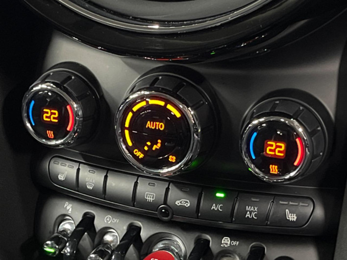 2019 Rover Mini DBA-XU15M (UW-6a32119a4594c)[9]