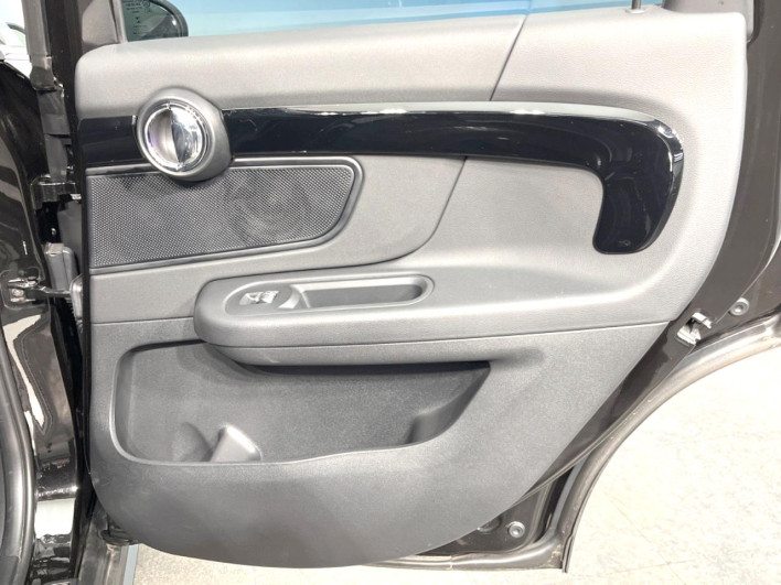 2018 Rover Mini DBA-YS20 (UW-6a32119a7f1ef)[18]