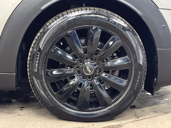 2018 Rover Mini LDA-YT20 (UW-6a32119b21b0d)[8]