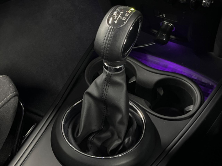 2018 Rover Mini LDA-YT20 (UW-6a32119b21b0d)[27]