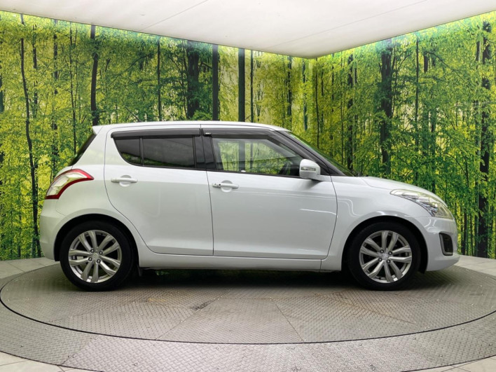 2013 Suzuki Swift DBA-ZC72S (UW-6a3211a1c6097)[10]