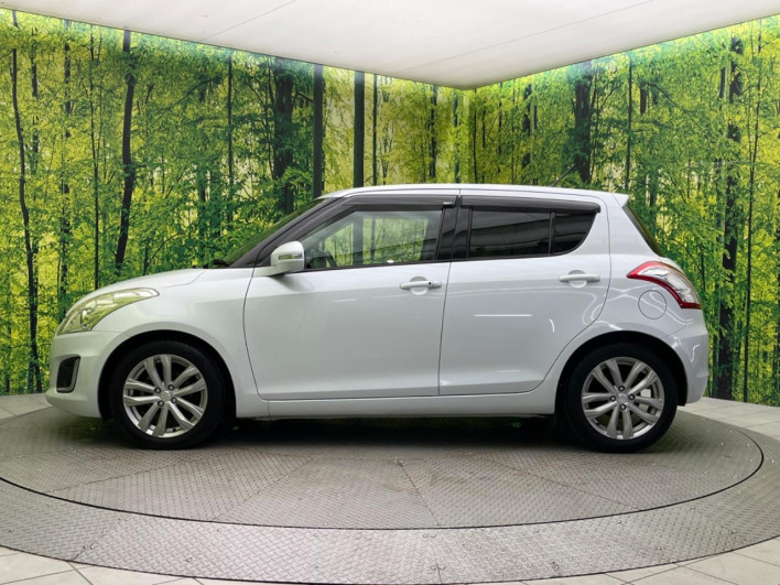 2013 Suzuki Swift DBA-ZC72S (UW-6a3211a1c6097)[29]