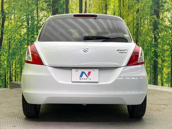 2013 Suzuki Swift DBA-ZC72S (UW-6a3211a1c6097)[27]