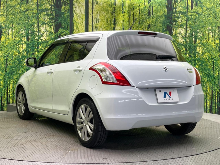 2013 Suzuki Swift DBA-ZC72S (UW-6a3211a1c6097)[28]