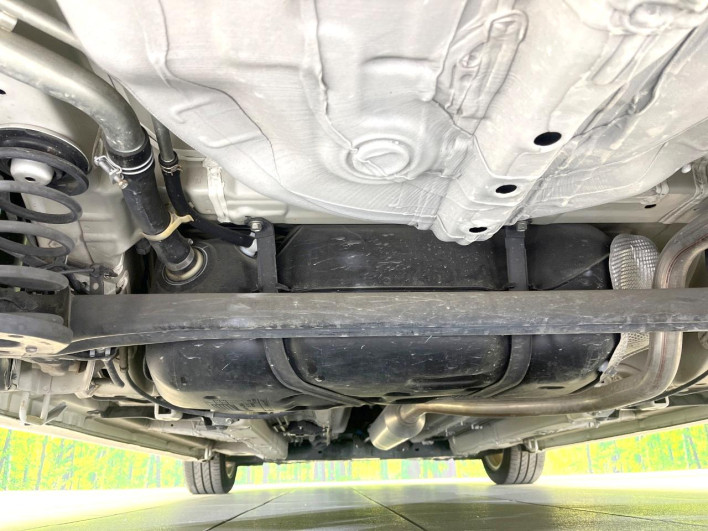 2015 Suzuki Swift DBA-ZC72S (UW-6a3211a23aeeb)[26]