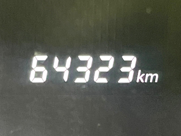 2015 Suzuki Swift DBA-ZC72S (UW-6a3211a23aeeb)[2]