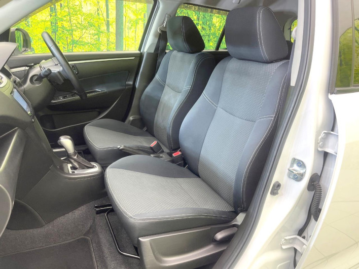 2015 Suzuki Swift DBA-ZC72S (UW-6a3211a23aeeb)[16]