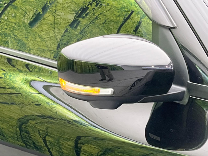 2017 Suzuki Swift DBA-ZC83S (UW-6a3211a370f06)[13]