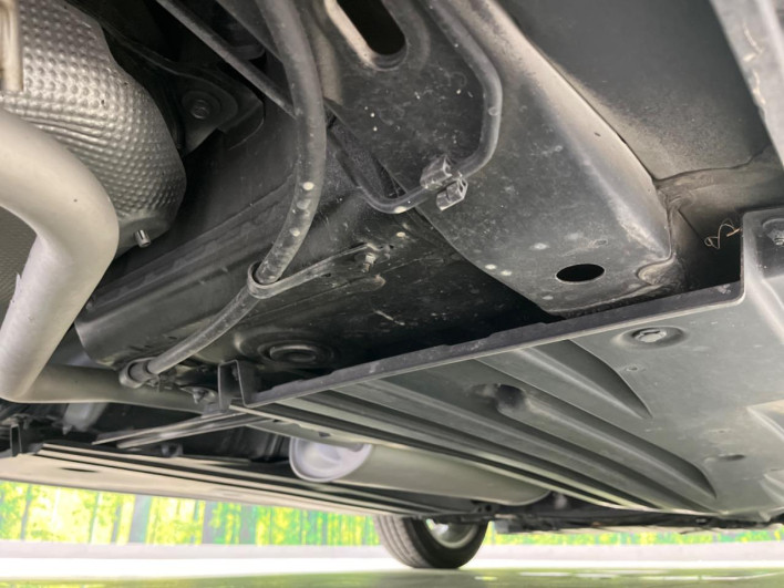 2017 Suzuki Swift DBA-ZC83S (UW-6a3211a370f06)[21]
