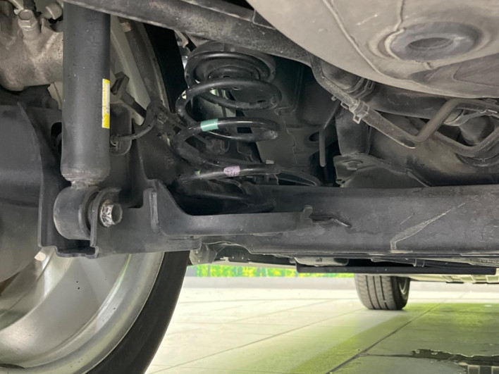 2017 Suzuki Swift DBA-ZC83S (UW-6a3211a370f06)[19]