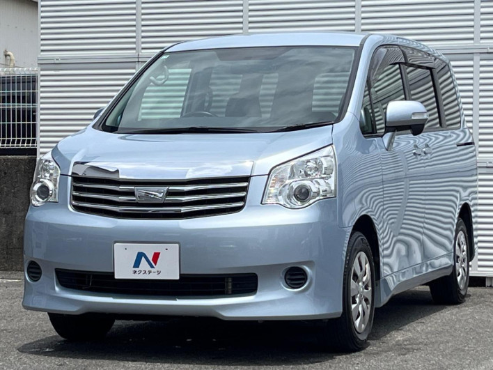 2011 Toyota Noah DBA-ZRR70G (UW-6a3211a7c5fa6)[6]