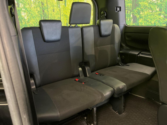 2018 Toyota Noah DBA-ZRR80W (UW-6a3211aed8e3e)[24]