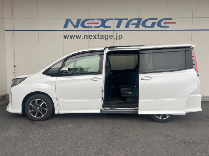 2020 Toyota Noah DBA-ZRR80W (UW-6a3211b2900af)[5]
