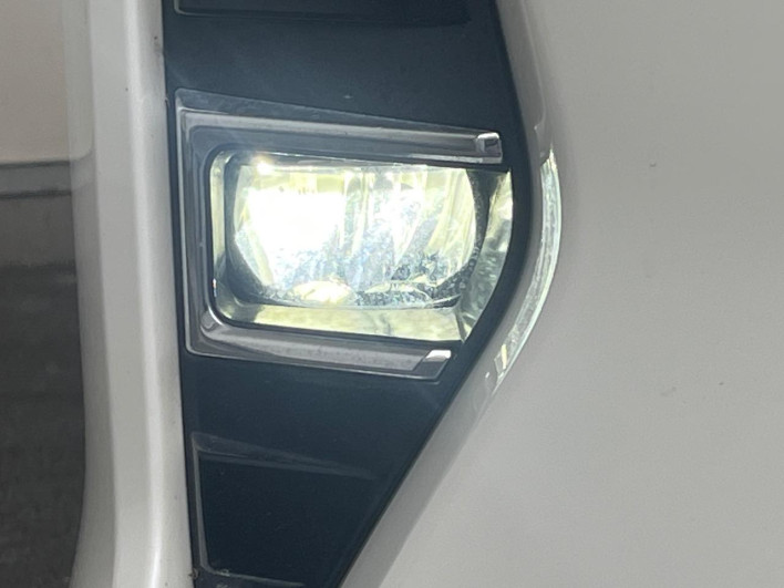 2020 Toyota Noah DBA-ZRR80W (UW-6a3211b2900af)[15]