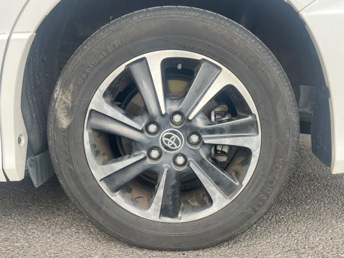 2020 Toyota Noah DBA-ZRR80W (UW-6a3211b2900af)[12]