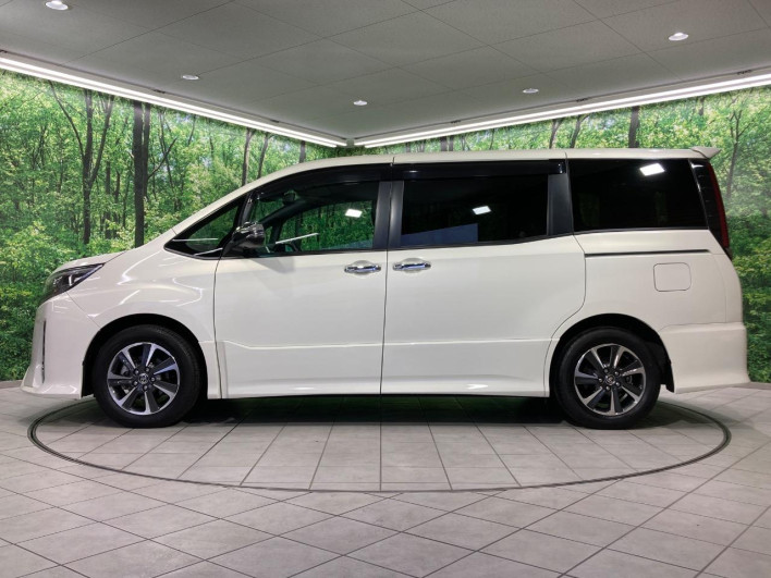 2021 Toyota Noah 3BA-ZRR80W (UW-6a3211b47d3e9)[23]