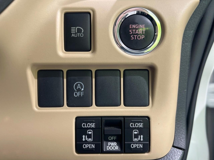 2014 Toyota Noah DBA-ZRR85G (UW-6a3211b604dc3)[22]
