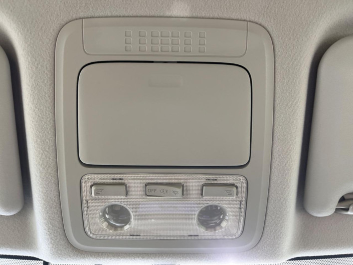 2014 Toyota Noah DBA-ZRR85G (UW-6a3211b604dc3)[23]