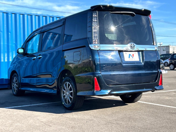 2015 Toyota Voxy DBA-ZRR85W (UW-6a3211b63aa7e)[25]