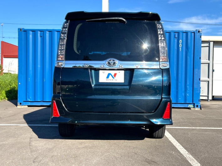 2015 Toyota Voxy DBA-ZRR85W (UW-6a3211b63aa7e)[24]
