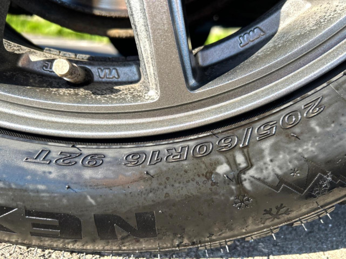 2015 Toyota Voxy DBA-ZRR85W (UW-6a3211b63aa7e)[14]