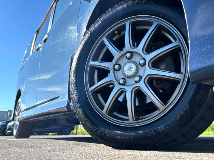 2015 Toyota Voxy DBA-ZRR85W (UW-6a3211b63aa7e)[21]