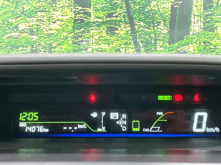 2012 Toyota Prius α DAA-ZVW41W (UW-6a3211c193758)[4]