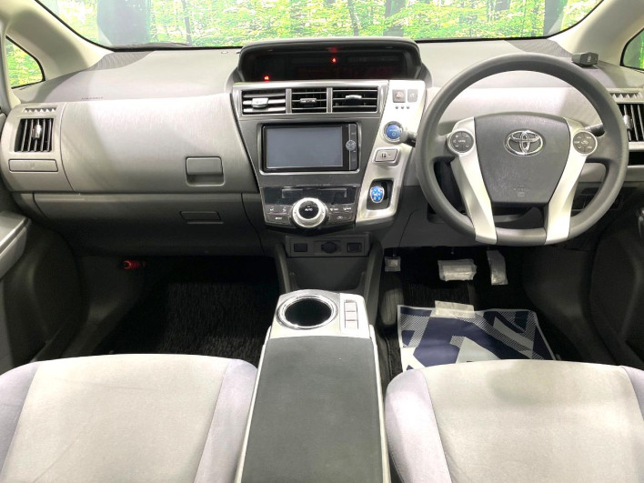 2012 Toyota Prius α DAA-ZVW41W (UW-6a3211c193758)[6]