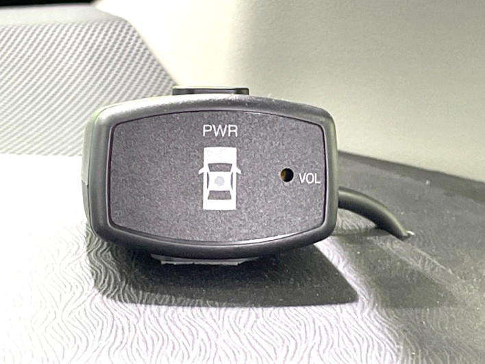 2012 Toyota Prius α DAA-ZVW41W (UW-6a3211c193758)[23]