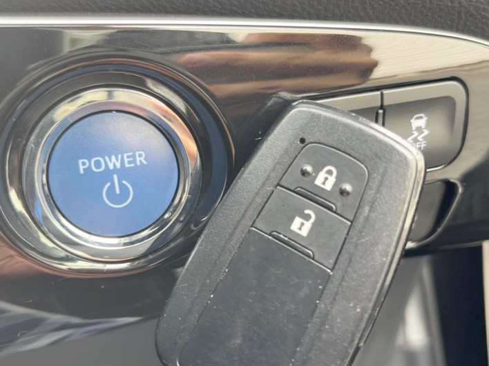 2021 Toyota Prius 6AA-ZVW51 (UW-6a3211c75991d)[11]