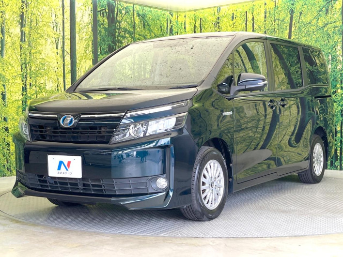 2014 Toyota Voxy DAA-ZWR80G (UW-6a3211cd668d2)[28]