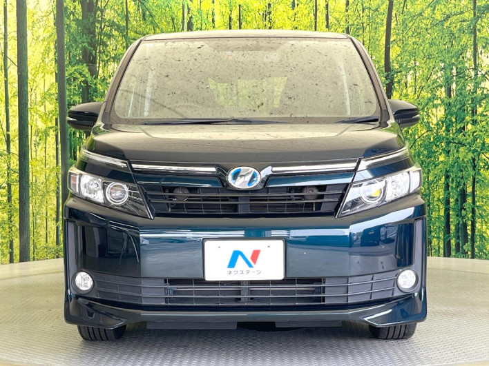2014 Toyota Voxy DAA-ZWR80G (UW-6a3211cd668d2)[29]