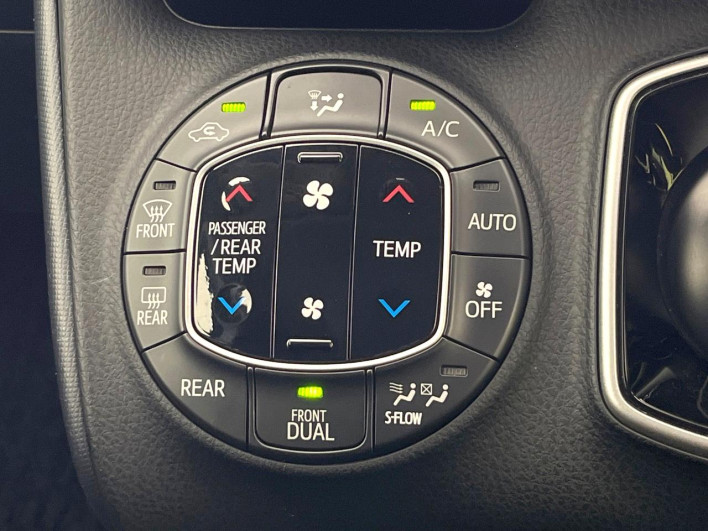 2014 Toyota Voxy DAA-ZWR80G (UW-6a3211cd668d2)[25]